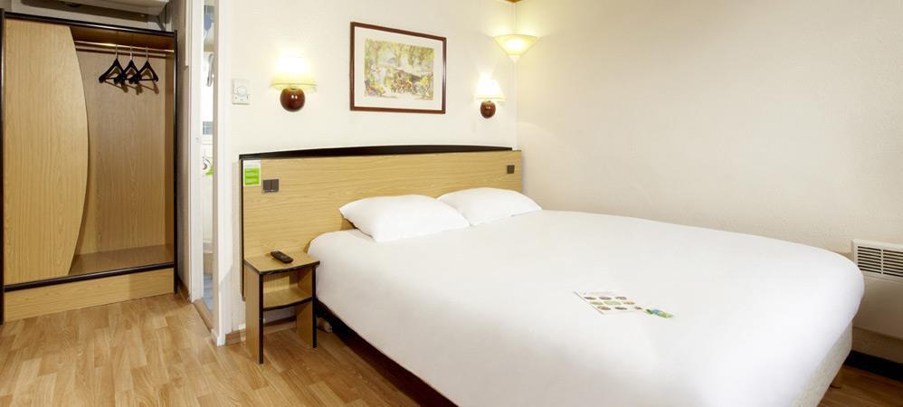 Hotel Campanile Avignon Sud - Montfavet la Cristole Camera foto