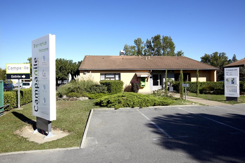 Hotel Campanile Avignon Sud - Montfavet la Cristole Esterno foto